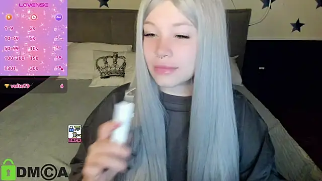 Snapshot of Diana_Dream chatting on October 16, 2025, 7:22 pm Diana Dream online show from October 16, 2025, 7:22 pm