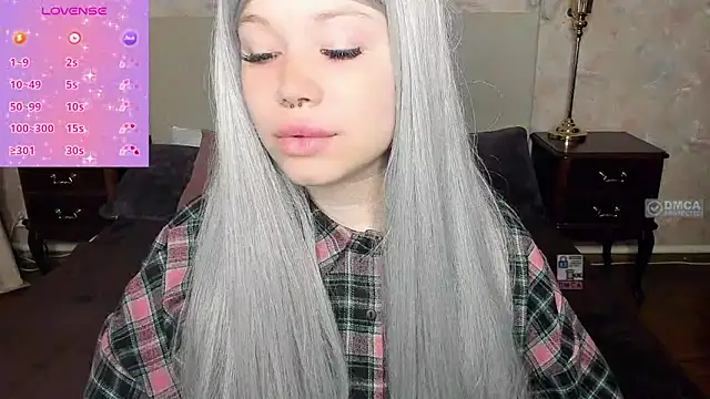 Snapshot of Diana_Dream chatting on October 12, 2025, 7:15 pm Diana Dream online show from October 12, 2025, 7:15 pm