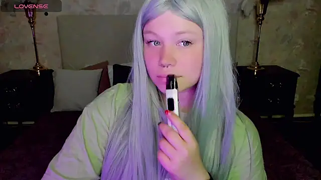 Snapshot of Diana_Dream chatting on September 22, 2025, 8:15 pm Diana Dream online show from September 22, 2025, 8:15 pm