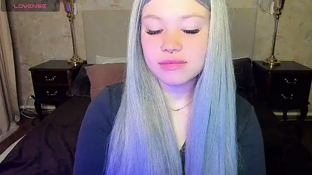 Snapshot of Diana_Dream chatting on October 9, 2025, 7:36 pm Diana Dream online show from October 9, 2025, 7:36 pm