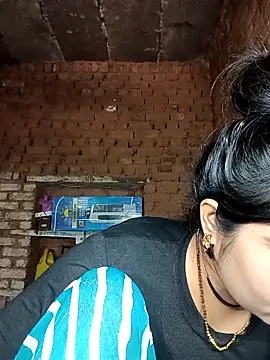 Snapshot of Priya_tyagi chatting on September 9, 2025, 9:08 am Priya tyagi online show from September 9, 2025, 9:08 am