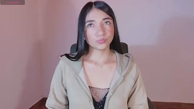 Snapshot of Aurora_jones11 chatting on October 26, 2025, 3:51 am Aurora jones11 online show from October 26, 2025, 3:51 am