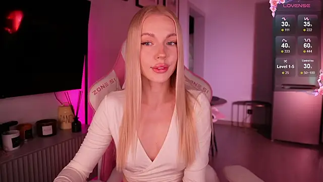 Snapshot of baby_bon chatting on September 27, 2025, 11:38 am baby bon online show from September 27, 2025, 11:38 am