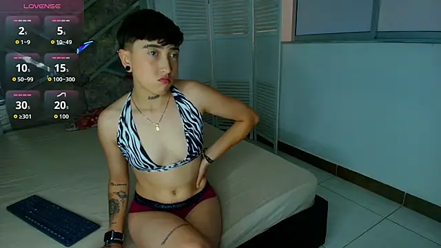 Snapshot of Eryx_Eriscor chatting on October 16, 2025, 1:41 pm Eryx Eriscor online show from October 16, 2025, 1:41 pm