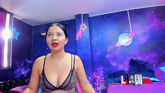 Snapshot of Thalia_Cortea chatting on October 14, 2025, 3:01 pm Thalia Cortea online show from October 14, 2025, 3:01 pm