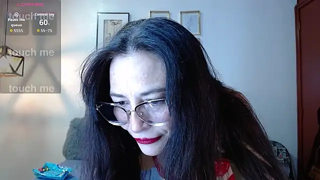  naomi s online show from April 10, 2026, 1:40 pm