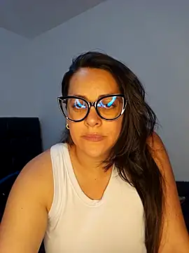 Nicoleefaith  online show from March 15, 2026, 8:38 pm