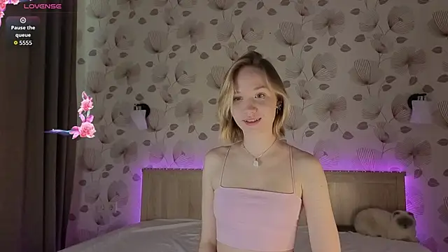 Snapshot of ameliamurrr chatting on October 16, 2025, 8:22 am ameliamurrr online show from October 16, 2025, 8:22 am