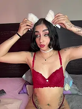 sharlot24 online show from April 3, 2026, 3:13 am