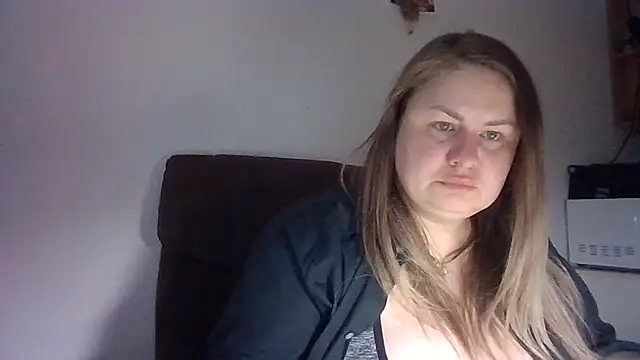 Snapshot of MartaXLove chatting on September 13, 2025, 3:34 pm MartaXLove online show from September 13, 2025, 3:34 pm