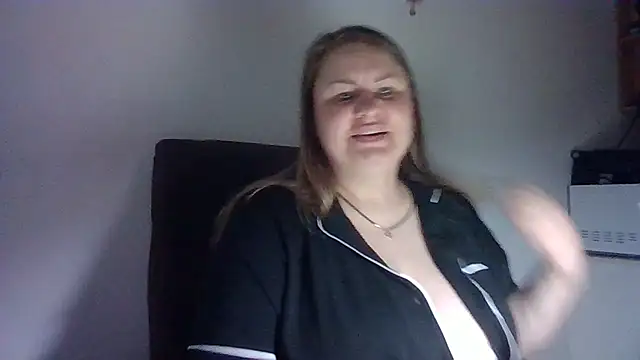 Snapshot of MartaXLove chatting on September 11, 2025, 5:24 pm MartaXLove online show from September 11, 2025, 5:24 pm