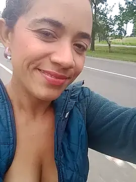 charlotte dante212 online show from November 19, 2025, 8:20 pm