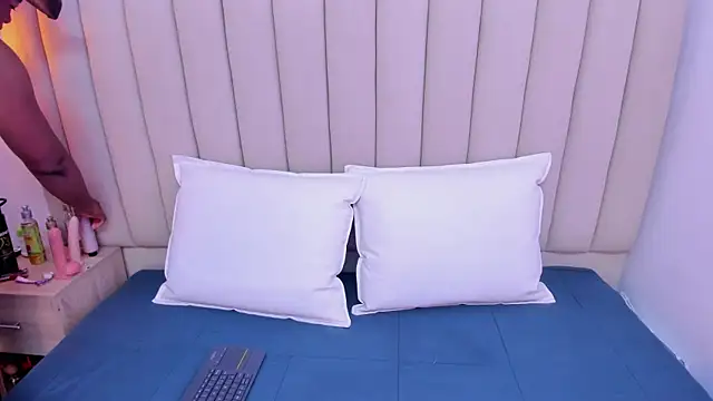 Afrodita de amor online show from October 30, 2025, 11:41 am