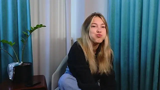 AngelicRice online show from September 15, 2025, 11:21 am