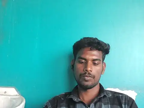 Snapshot of Tamilgud23 chatting on March 5, 2026, 11:18 am Tamilgud23 online show from March 5, 2026, 11:18 am