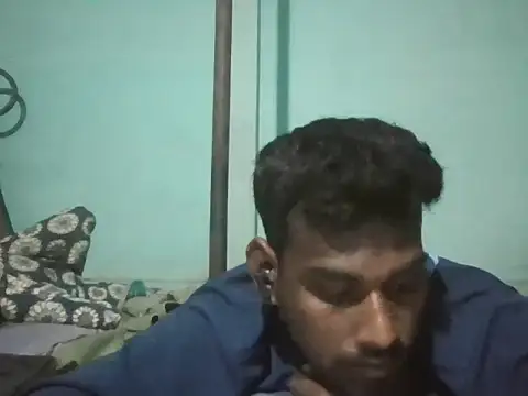 Snapshot of Tamilgud23 chatting on February 6, 2026, 4:47 pm Tamilgud23 online show from February 6, 2026, 4:47 pm