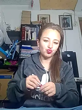 Snapshot of Tatii-Bunny chatting on September 14, 2025, 3:51 am Tatii-Bunny online show from September 14, 2025, 3:51 am