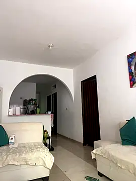 Snapshot of zaracollins01 chatting on December 21, 2025, 1:46 pm zaracollins01 online show from December 21, 2025, 1:46 pm