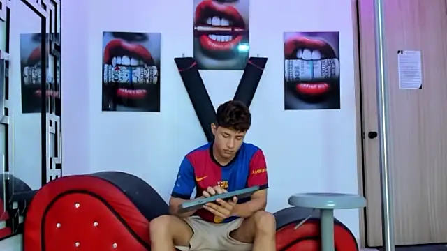 GRETTY BOYS online show from November 4, 2025, 7:23 am