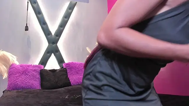 AtheneaBrownn online show from April 2, 2026, 7:20 pm