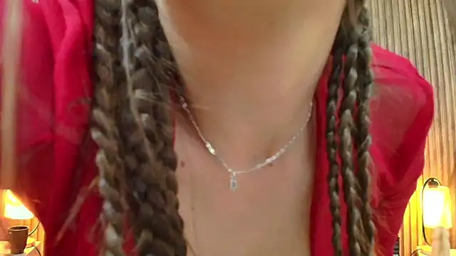 Snapshot of Dafne_castro_ chatting on May 1, 2026, 7:30 pm Dafne castro online show from May 1, 2026, 7:30 pm