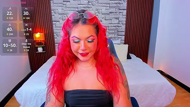 Manu silver  online show from September 8, 2025, 8:41 pm