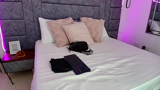 alaska  williams   online show from September 9, 2025, 12:58 pm