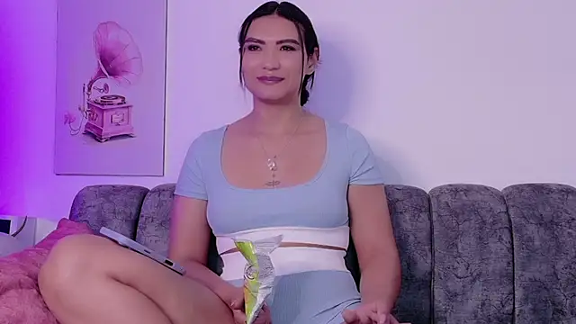 Snapshot of samiradoll chatting on May 31, 2026, 3:23 am samiradoll online show from May 31, 2026, 3:23 am