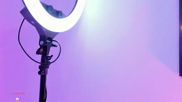 ArianaSantana online show from October 13, 2025, 12:51 pm