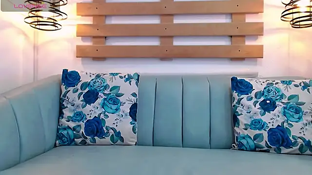 ArianaSantana online show from October 4, 2025, 12:50 pm