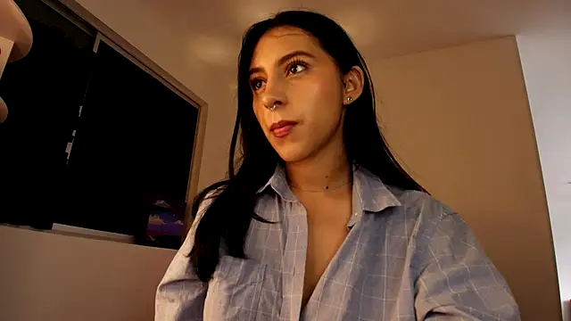 Snapshot of violethun_ chatting on September 30, 2025, 11:27 am violethun online show from September 30, 2025, 11:27 am