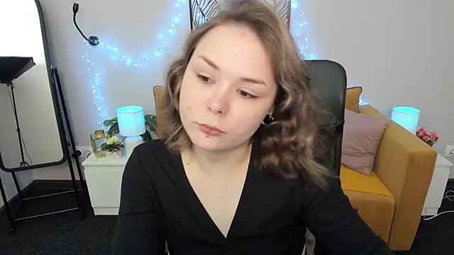 Sophi gi online show from September 10, 2025, 3:38 am