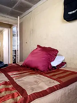 Hluga 25 online show from November 7, 2025, 5:45 am