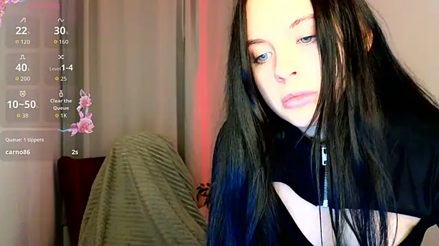 HolyAngell online show from October 13, 2025, 9:49 pm