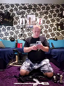 Snapshot of Sklave-Sille chatting on September 10, 2025, 12:59 pm Sklave-Sille online show from September 10, 2025, 12:59 pm