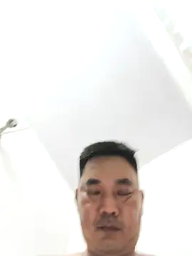Snapshot of NguyenTrungHieu81 chatting on June 13, 2026, 9:18 am NguyenTrungHieu81 online show from June 13, 2026, 9:18 am