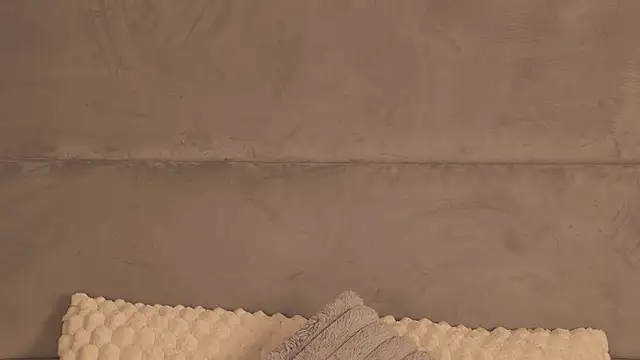 MadisonKroft online show from March 6, 2026, 5:02 am