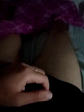 Yazaza1999 online show from September 24, 2025, 7:42 pm