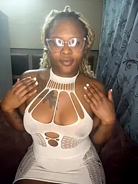 Snapshot of houseforsex chatting on October 21, 2025, 12:00 am houseforsex online show from October 21, 2025, 12:00 am