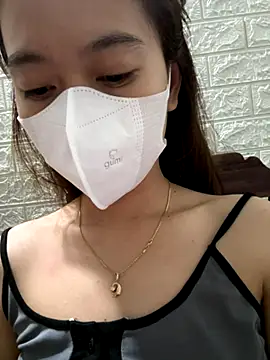 Snapshot of Zinzin9x chatting on September 13, 2025, 3:23 pm Zinzin9x online show from September 13, 2025, 3:23 pm
