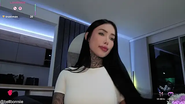Snapshot of belllbonniie chatting on June 3, 2026, 12:55 am belllbonniie online show from June 3, 2026, 12:55 am