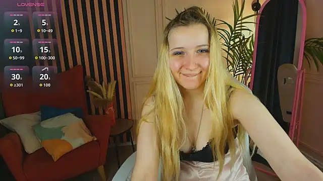 Snapshot of Milana_Key chatting on September 10, 2025, 7:18 am Milana Key online show from September 10, 2025, 7:18 am