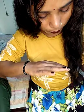 Snapshot of Nand_Bhabhi chatting on October 22, 2025, 4:17 pm Nand Bhabhi online show from October 22, 2025, 4:17 pm