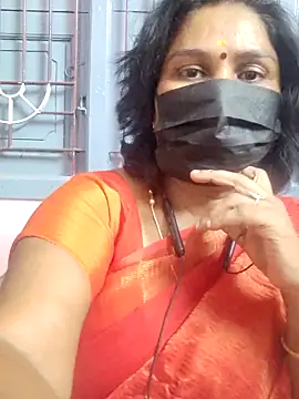 Snapshot of Tamil_Azhaghi25 chatting on May 21, 2026, 6:05 pm Tamil Azhaghi25 online show from May 21, 2026, 6:05 pm