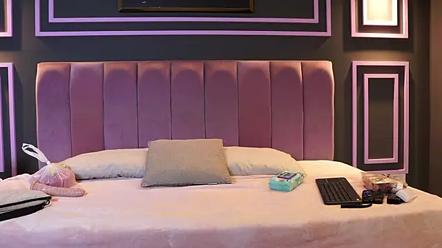 Tayler Kim online show from January 18, 2026, 5:38 pm