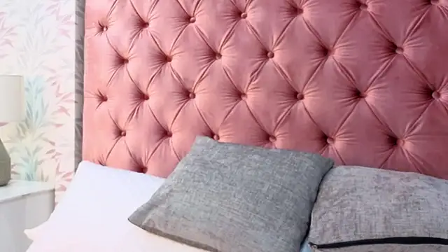 cherry canndy  online show from October 28, 2025, 2:38 pm