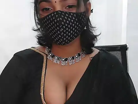 Snapshot of Hott_Noor chatting on November 7, 2025, 9:19 pm Hott Noor online show from November 7, 2025, 9:19 pm