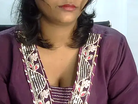 Snapshot of Hott_Noor chatting on November 30, 2025, 2:18 pm Hott Noor online show from November 30, 2025, 2:18 pm
