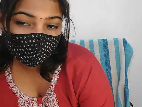 Snapshot of Hott_Noor chatting on November 13, 2025, 9:02 am Hott Noor online show from November 13, 2025, 9:02 am