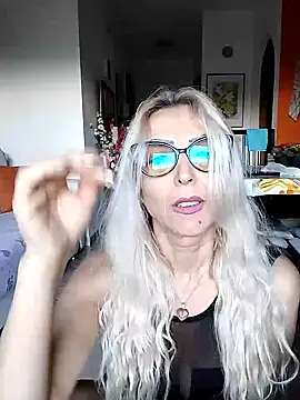 Snapshot of _sexyBLONDE46_ chatting on February 10, 2026, 11:31 am sexyBLONDE46 online show from February 10, 2026, 11:31 am